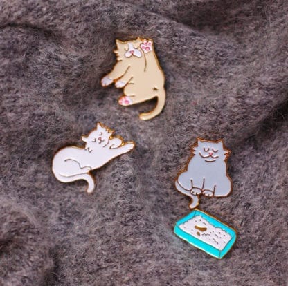 Pin’s – Chat Coucou Suzette