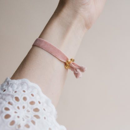 Bracelet velours – Oiseau Blush