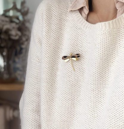 Broche libellule mini – Léopard