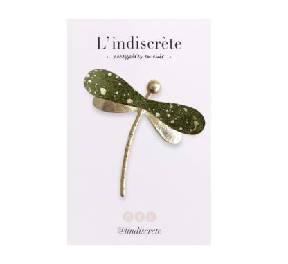 Broche libellule mini – Moucheté vert